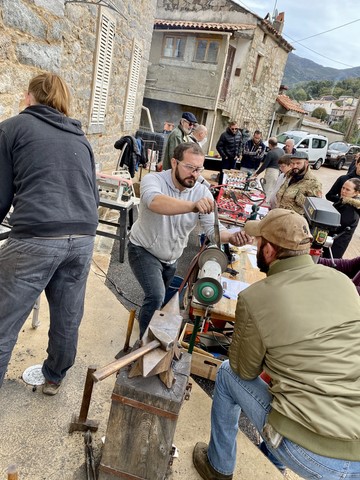 Syndicat de couteliers corses -Fédération des Professionnels de la coutellerie Corse 7